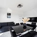 Z Widokiem Na Mazury Jezioro Magistrackie Sauna ムロンゴヴォ
