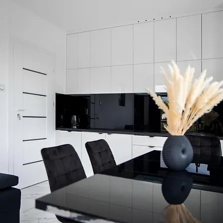 Z Widokiem Na Mazury Jezioro Magistrackie Sauna مارونجوفو